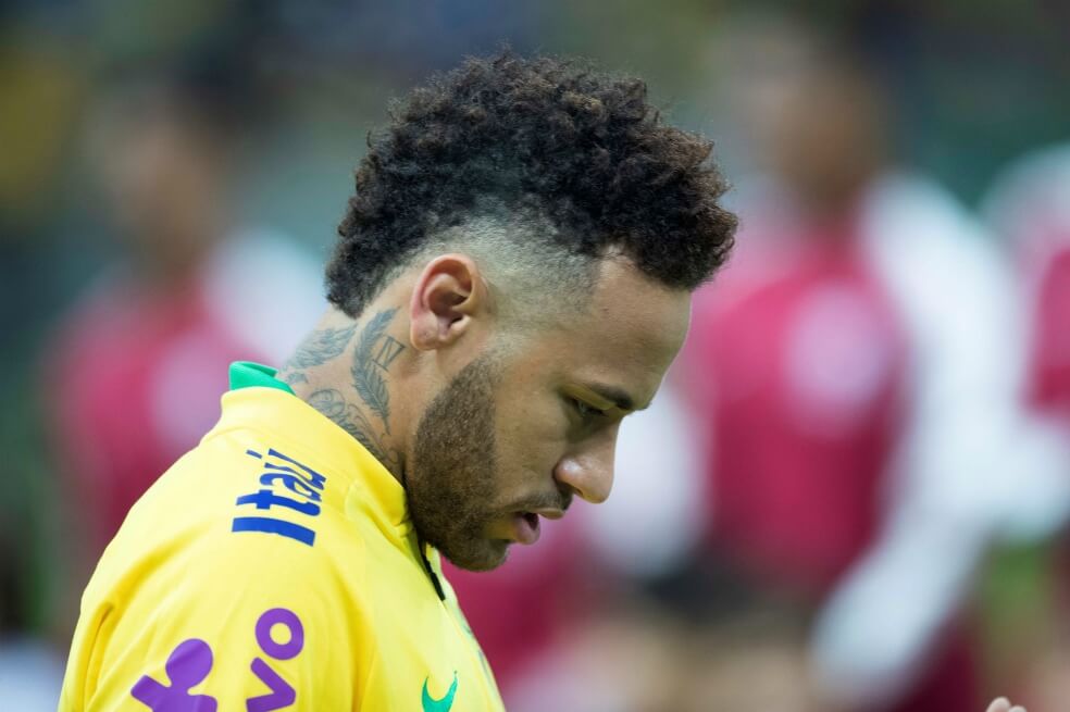 Mujer que acusa a Neymar de violación alega que le robaron la tablet en la que guardaba video