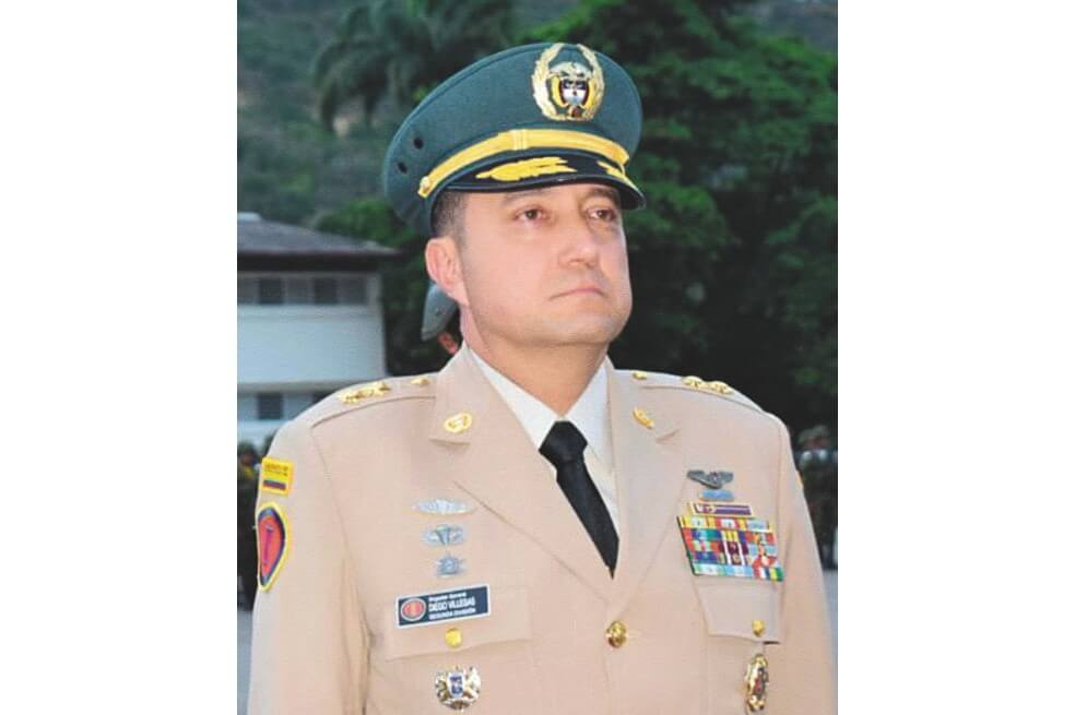 Ejército defiende ascenso de Diego Villegas Muñoz a brigadier general