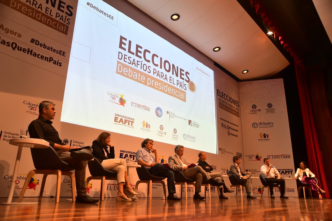 Elecciones 2022: La estrategia de comunicación en los debates presidenciales falló