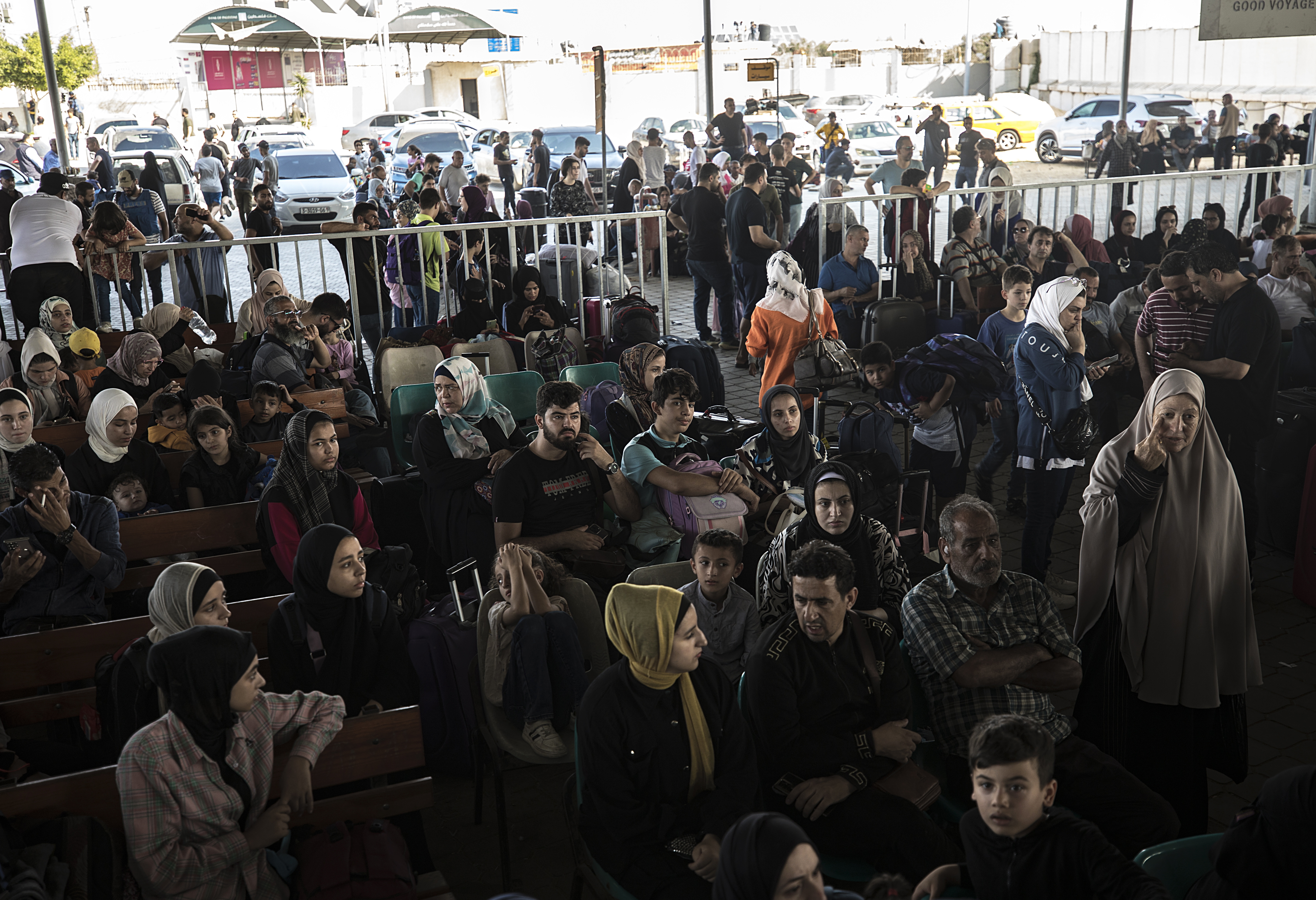 Quedan tres colombianos esperando que les permitan salir de Gaza hacia Egipto