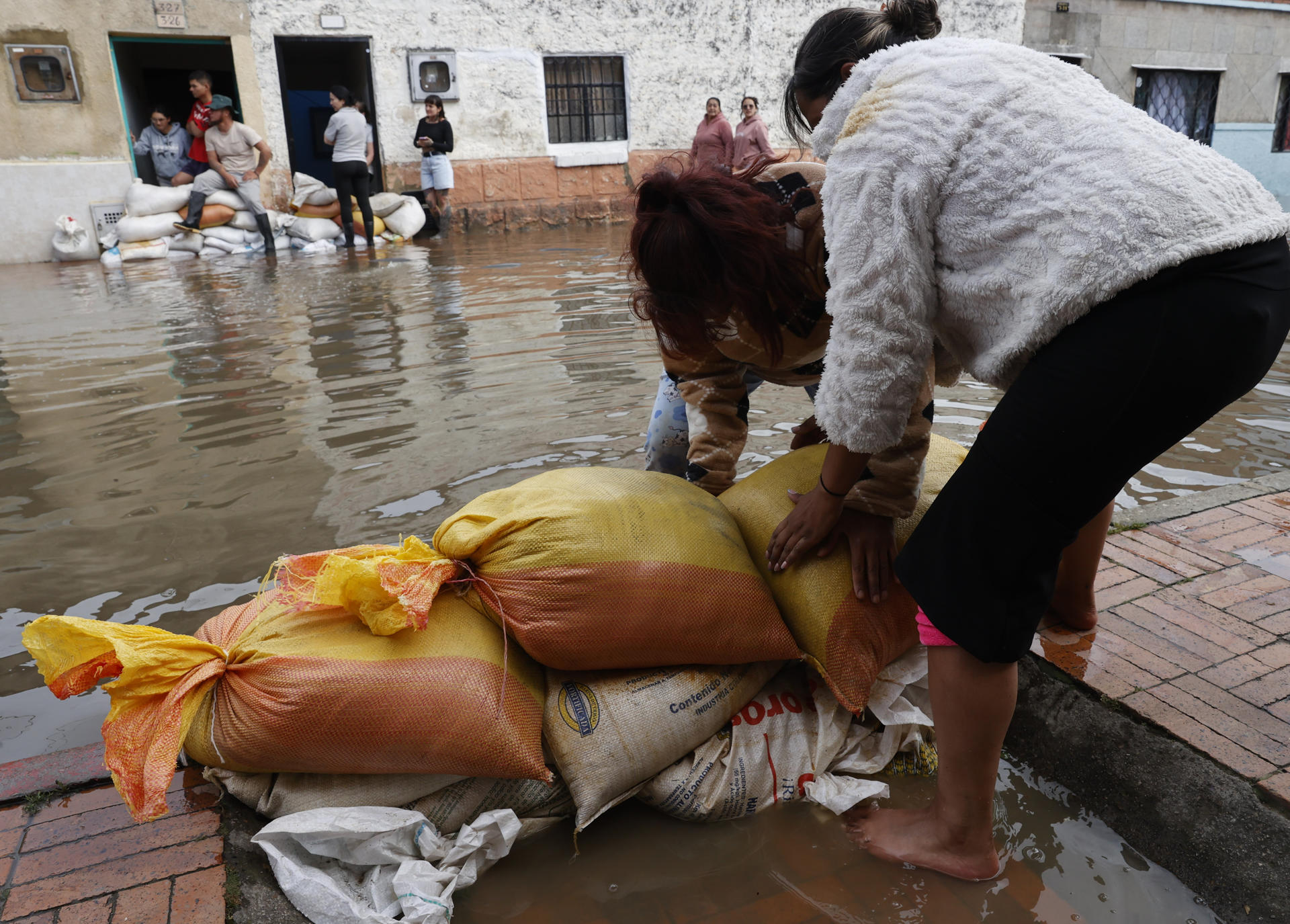 Facatativá, un día después: el agua baja y deja al descubierto la verdadera crisis