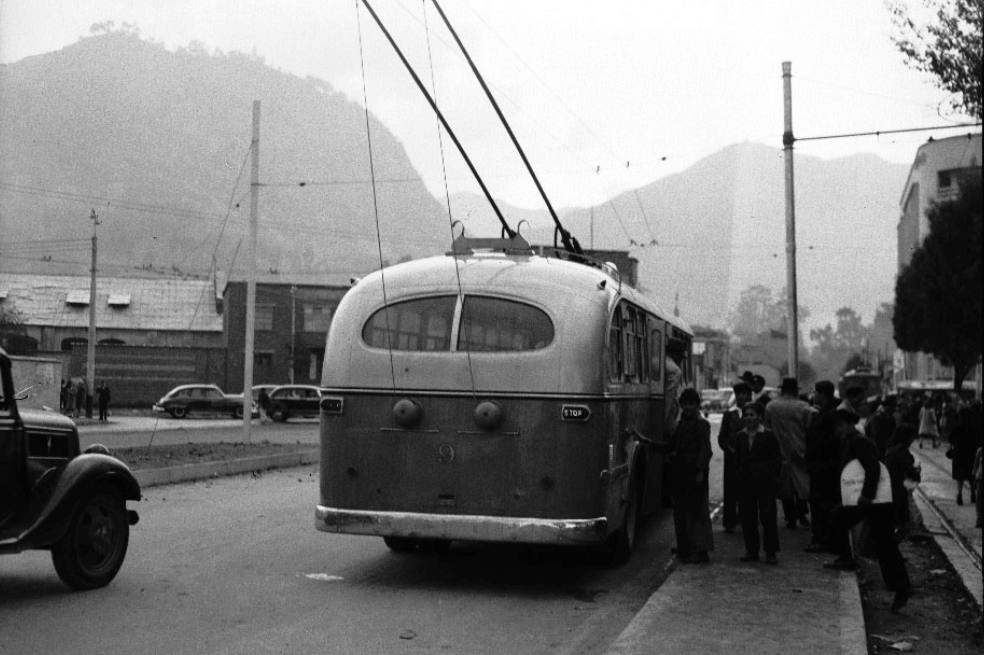 Prográmese con los conversatorios virtuales sobre historia del Archivo de Bogotá