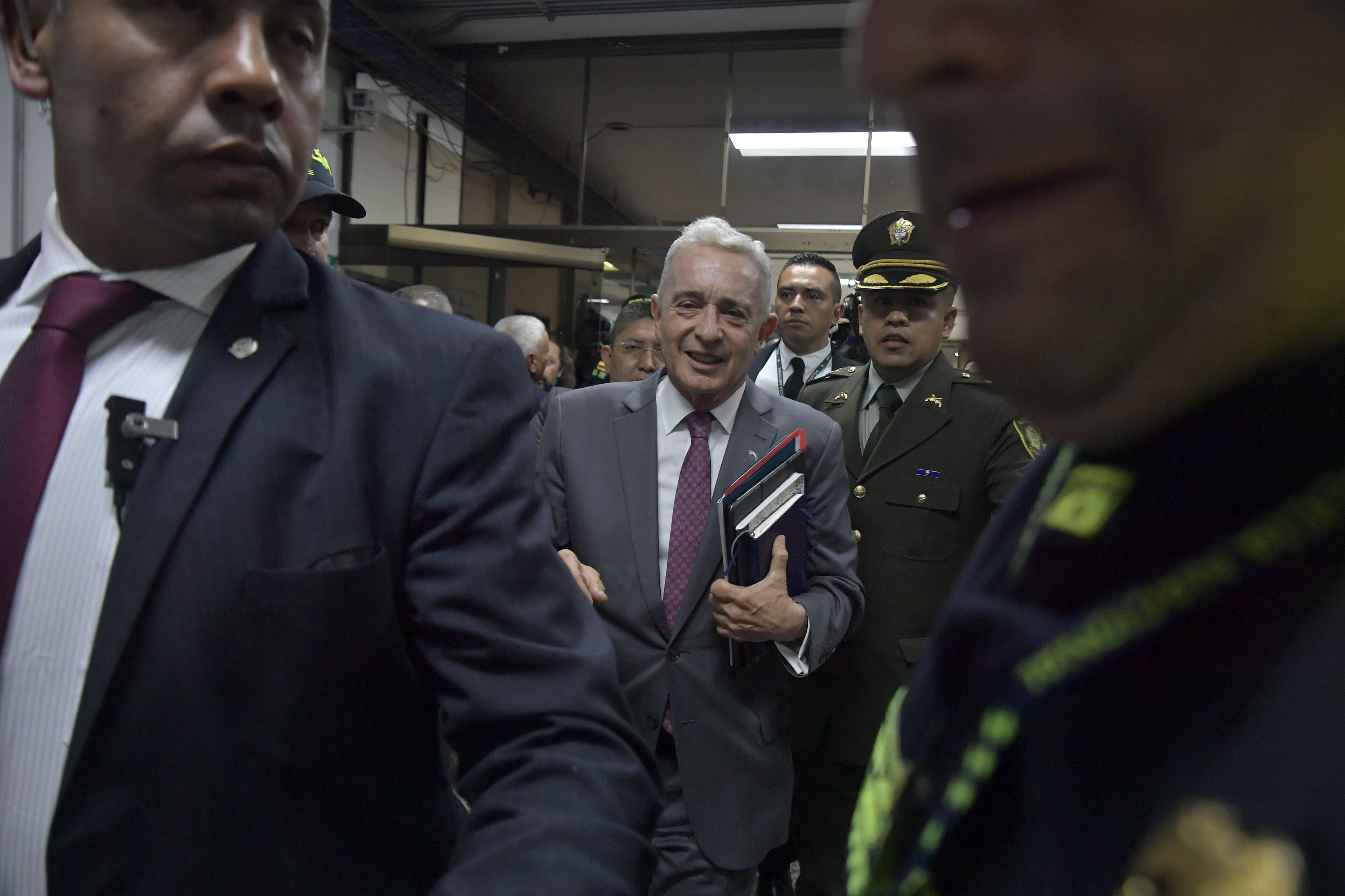 Juicio de Uribe hoy: “Iván Cepeda nos paga millón doscientos al mes”, testigo