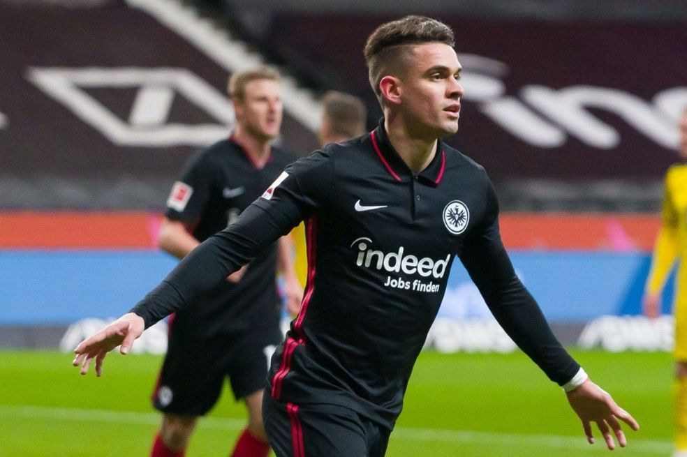 Rafael Santos Borré, incluido en el once ideal de la Bundesliga esta semana