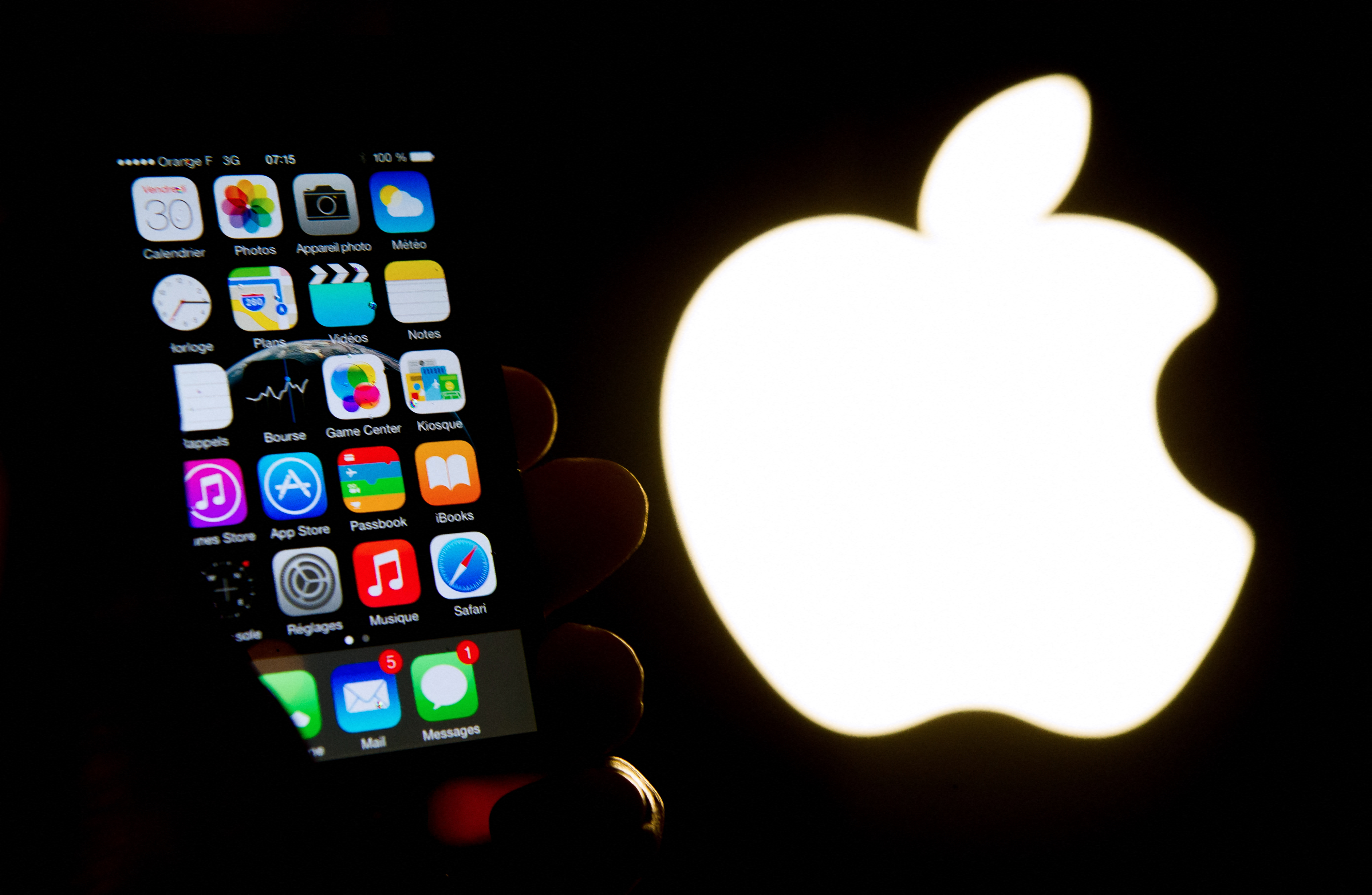 ¿Qué implica la investigación de la SIC contra Apple en Colombia?