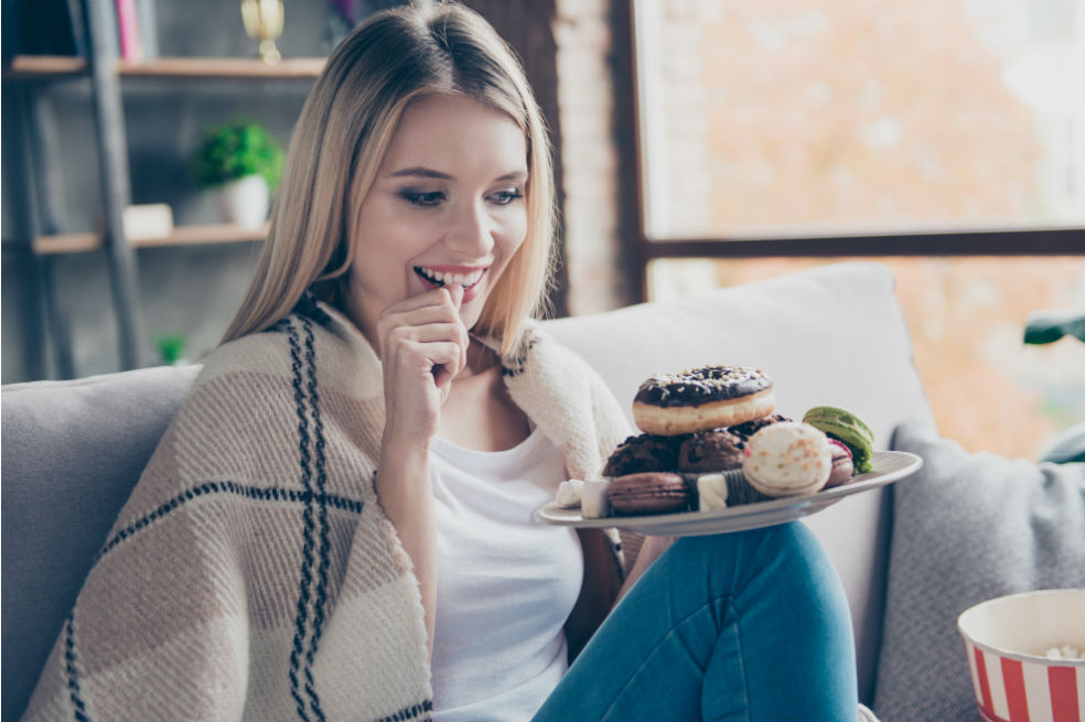 Descubre cómo distinguir el hambre emocional y aprende a combatirla