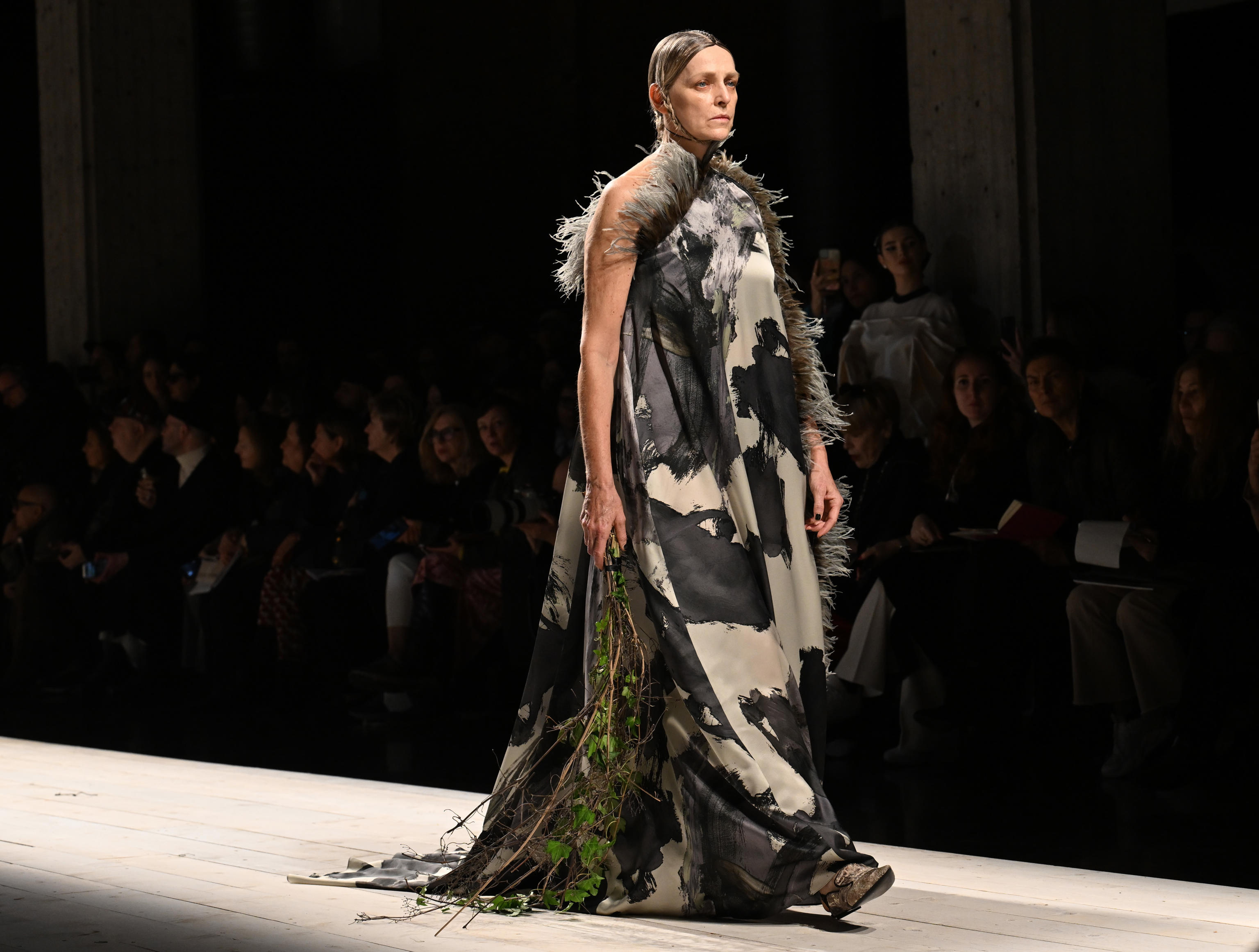 Milan (Italy), 21/02/2024.- A model wears a creation, part of the Antonio Marras women's Fall/Winter 2024/25 collection, presented at Milan's Fashion Week in Milan, Italy, 21 February 2024. The women's Fall/Winter 2024/25 collection is presented from 20 to 26 February. (Moda, Italia) EFE/EPA/Daniel Dal Zennaro