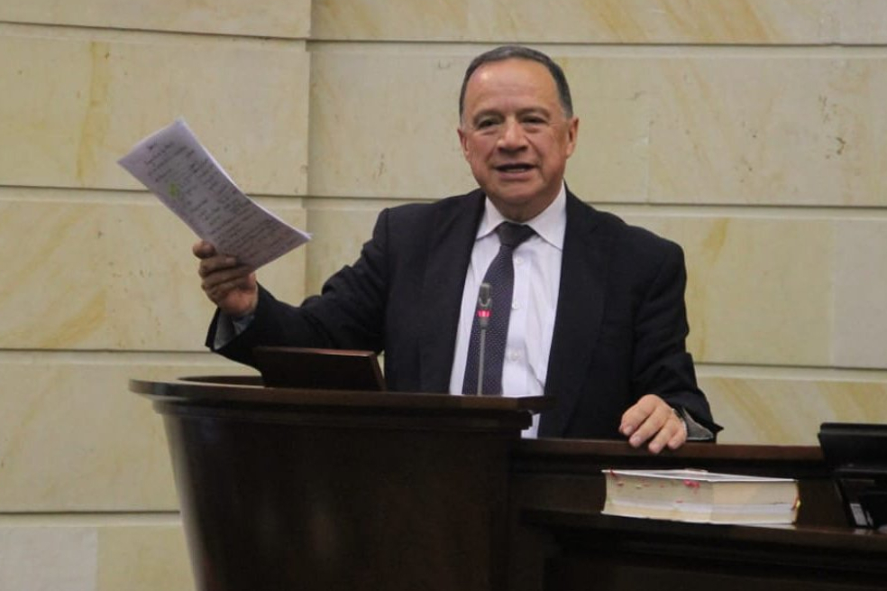 Tristeza y desconcierto en el Senado al conocer fallecimiento de Eduardo Enríquez Maya