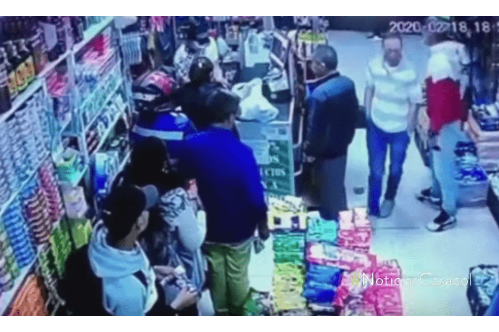 Joven muere al tratar de impedir un robo en la tienda de su papá en el sur de Bogotá