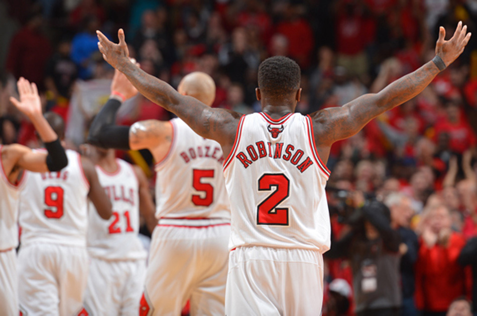 Bulls salen al frente en semifinal del Este al vencer a los Heat