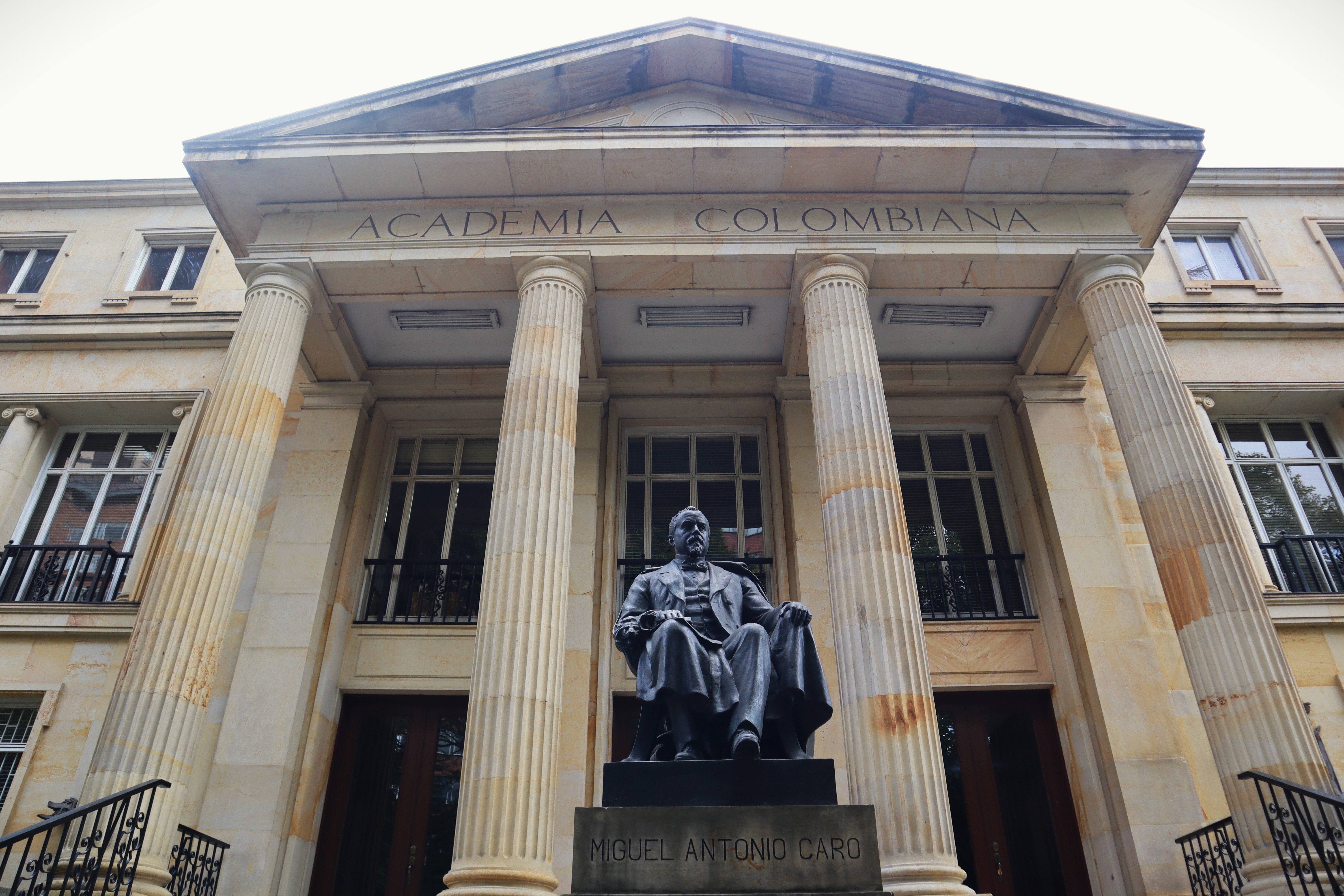 Hacia dónde va el español: la mirada de la Academia Colombiana de la Lengua