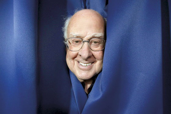 Peter Higgs, por una simple partícula