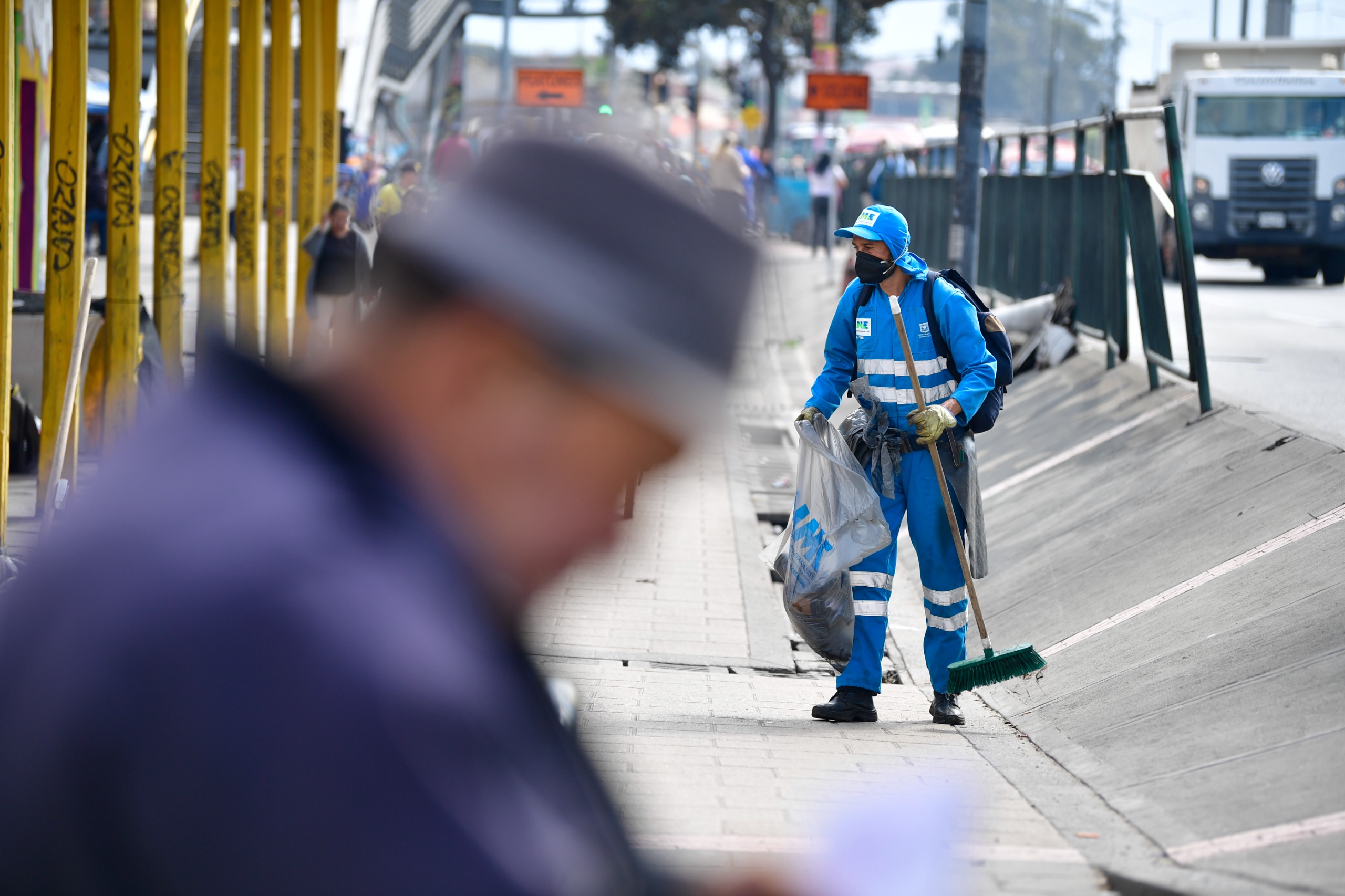 Lo único que le pesa de su oficio es la indiferencia de las personas respecto al arrojo de basuras en la calle.