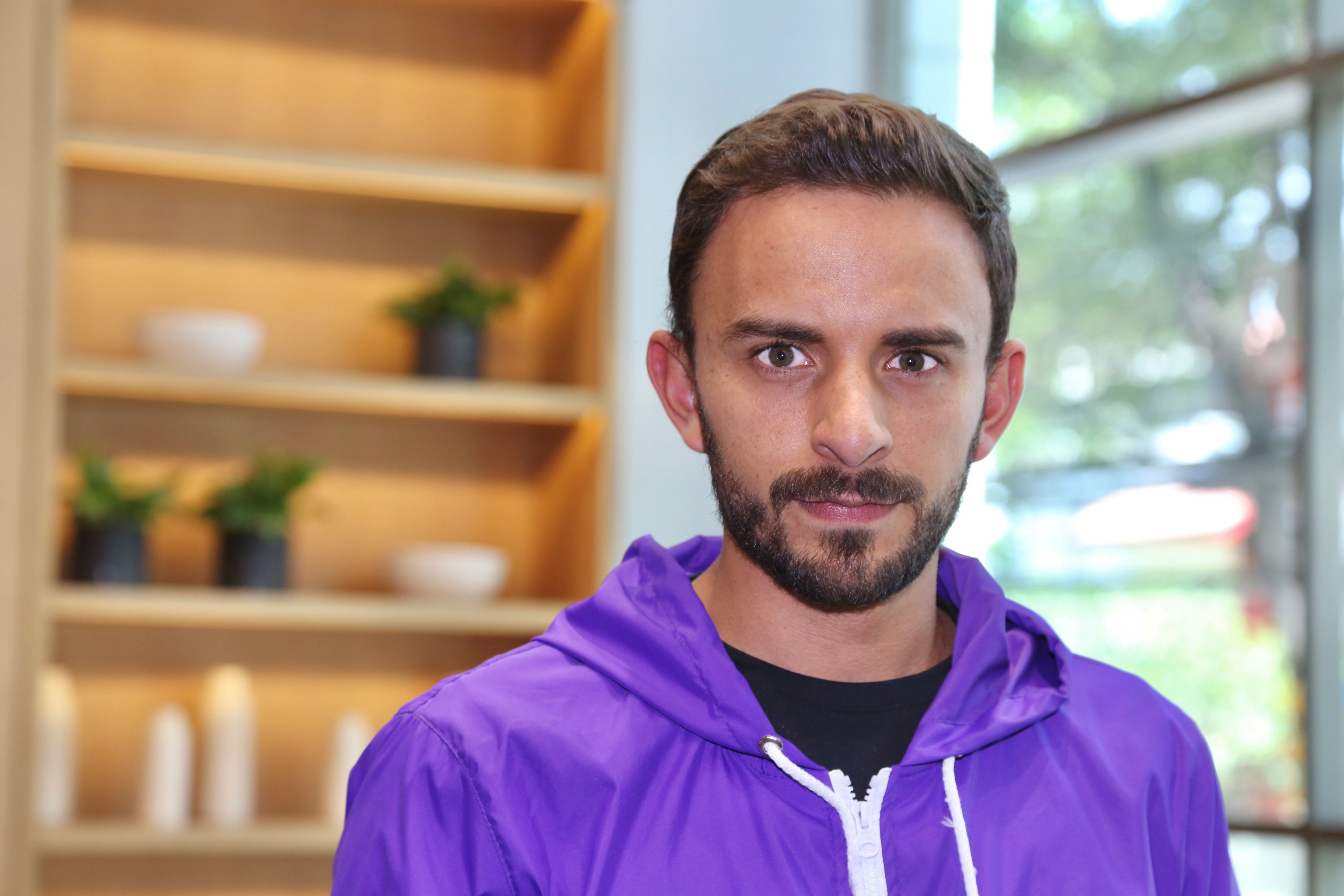 Su emprendimiento ayuda a ahorrar dinero de intereses de sus créditos bancarios