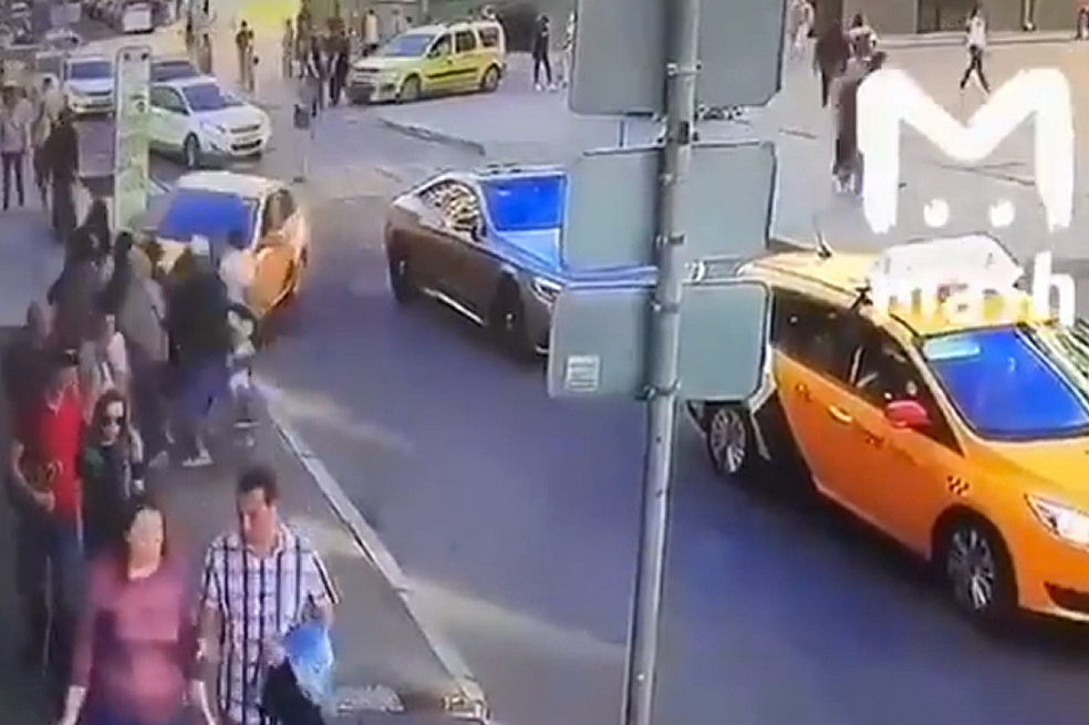 Atropellamiento masivo en Moscú deja siete personas heridas