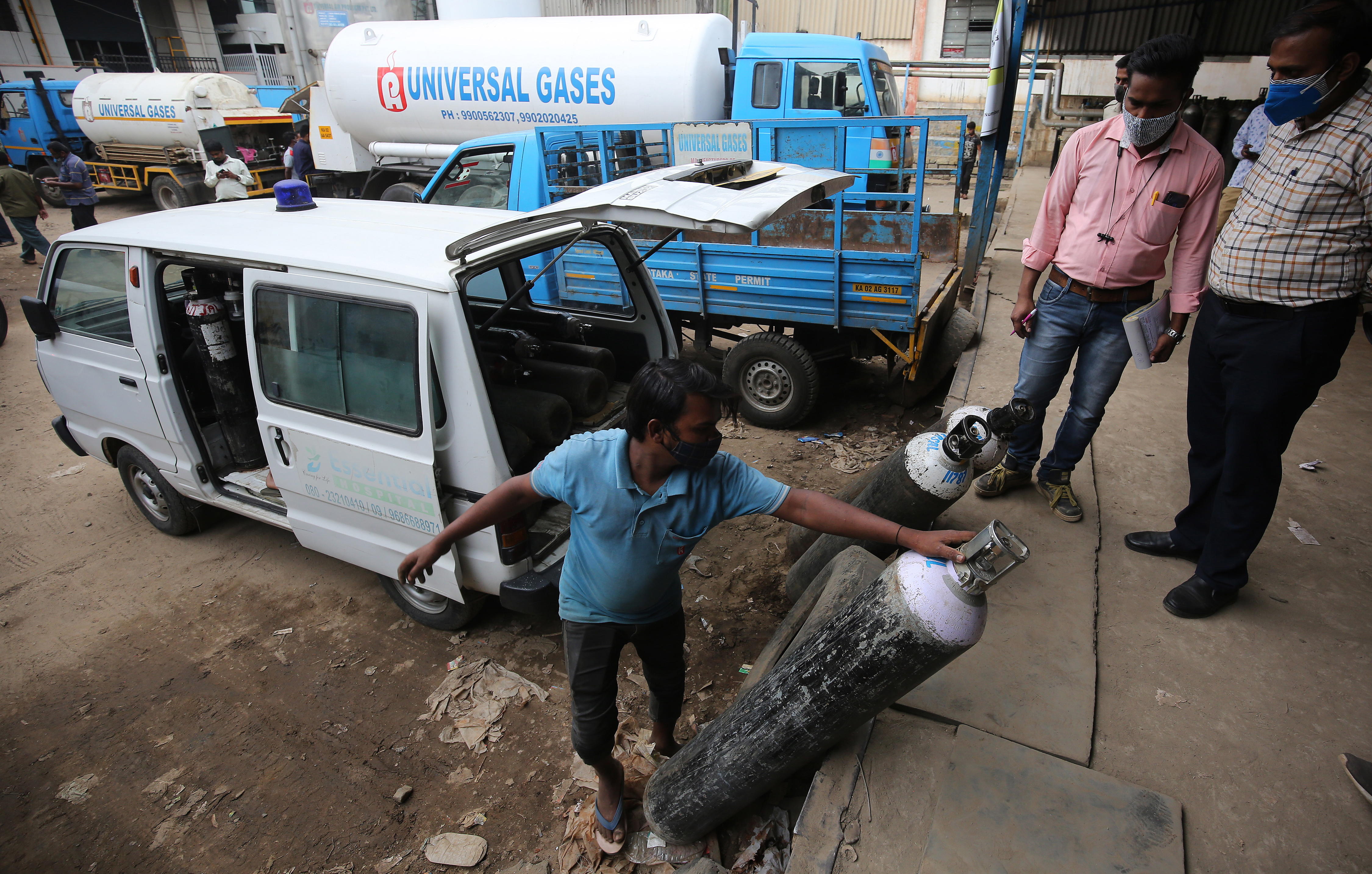 A India se le está acabando el oxígeno para soportar la crisis sanitaria