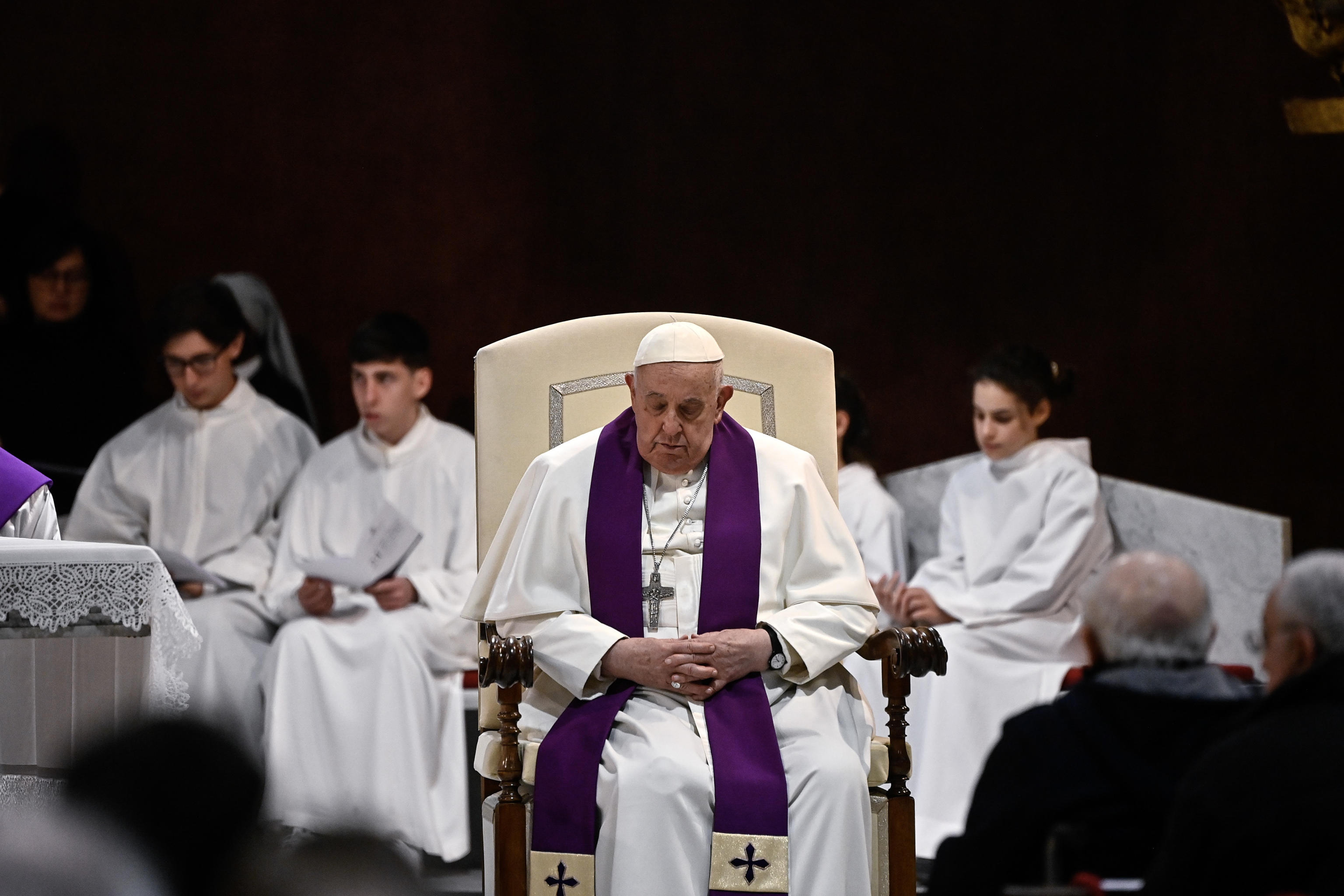 Rome (Italy), 08/03/2024.- Pope Francis leads the celebration of the 24 Hours for the Lord, a Lenten initiative of prayer and reconciliation, in the parish of San Pio V in Rome, Italy, 08 March 2024. (Papa, Italia, Roma) EFE/EPA/RICCARDO ANTIMIANI