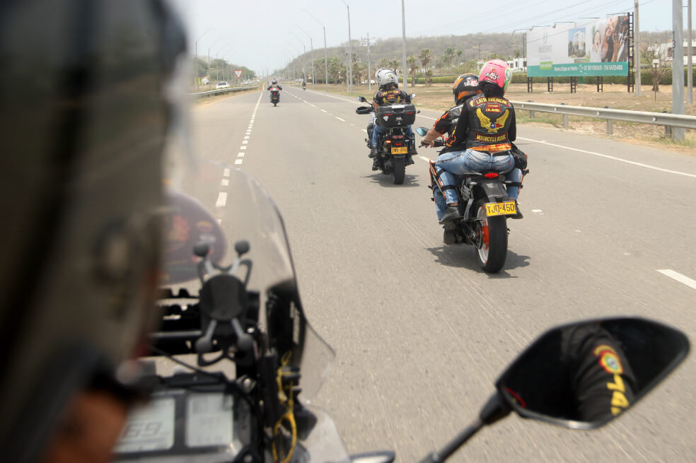 Los nuevos ángeles, son del cielo y tienen motos