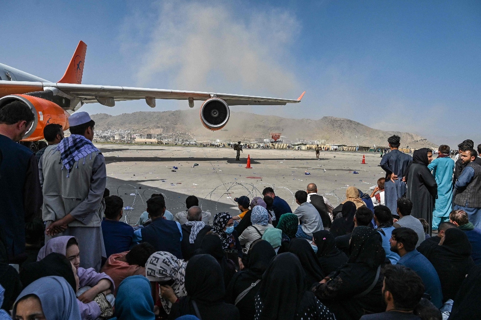 El miedo se toma Afganistán: “Estamos tratando de huir como podamos de Kabul”