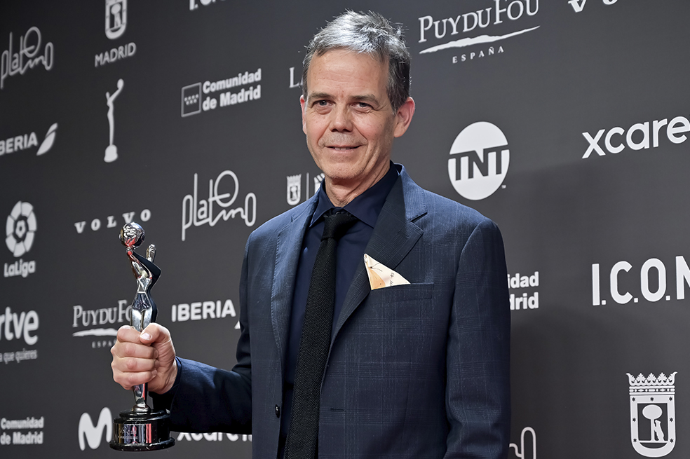 El chileno Andrés Wood recibió el Premio Platino en la categoría de Mejor Creador de Miniserie o Teleserie Cinematográfica por 'Noticia de un secuestro'.