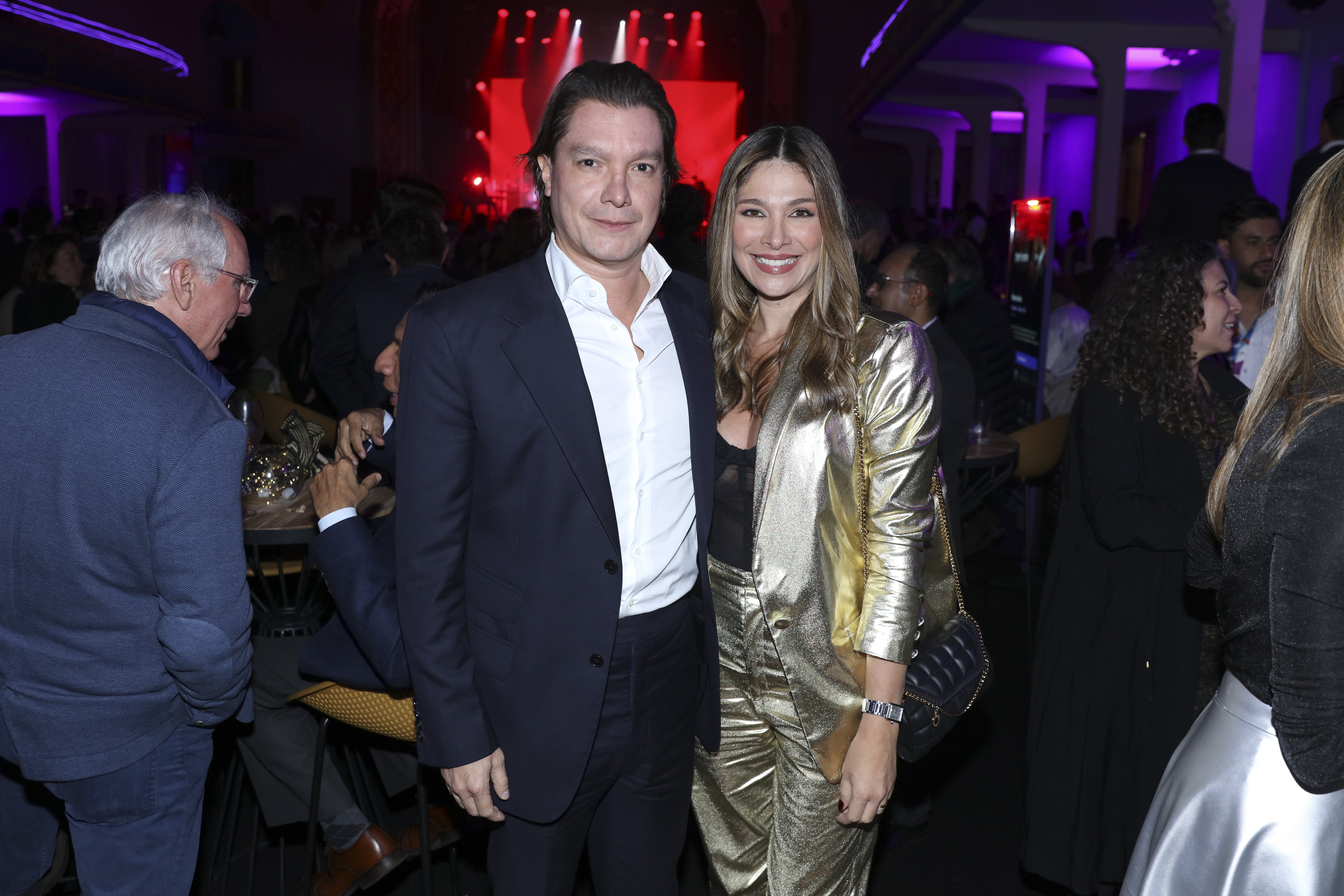 Ana Milena Gutierrez, Juan Fernández
