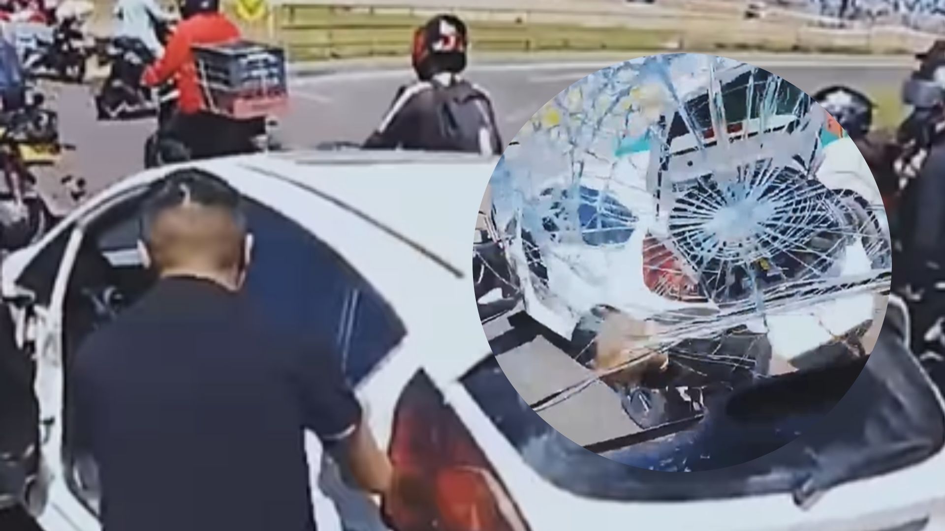 Conductor rompe con un extintor el parabrisas de un SITP en Bogotá