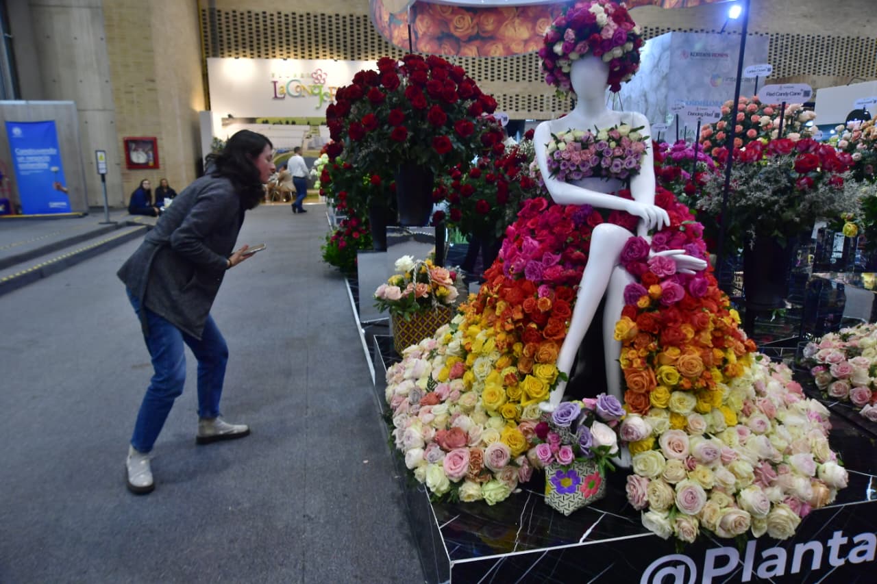 En Proflora 2025 hay exposiciones de las variedades y colores que serán tendencia.