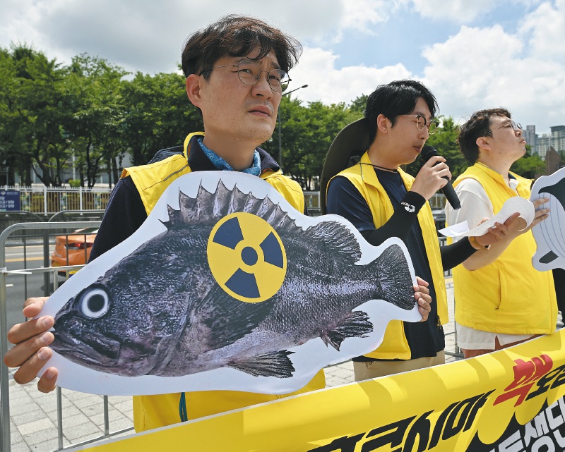 Japón planea verter al océano aguas de Fukushima y sus vecinos no están contentos