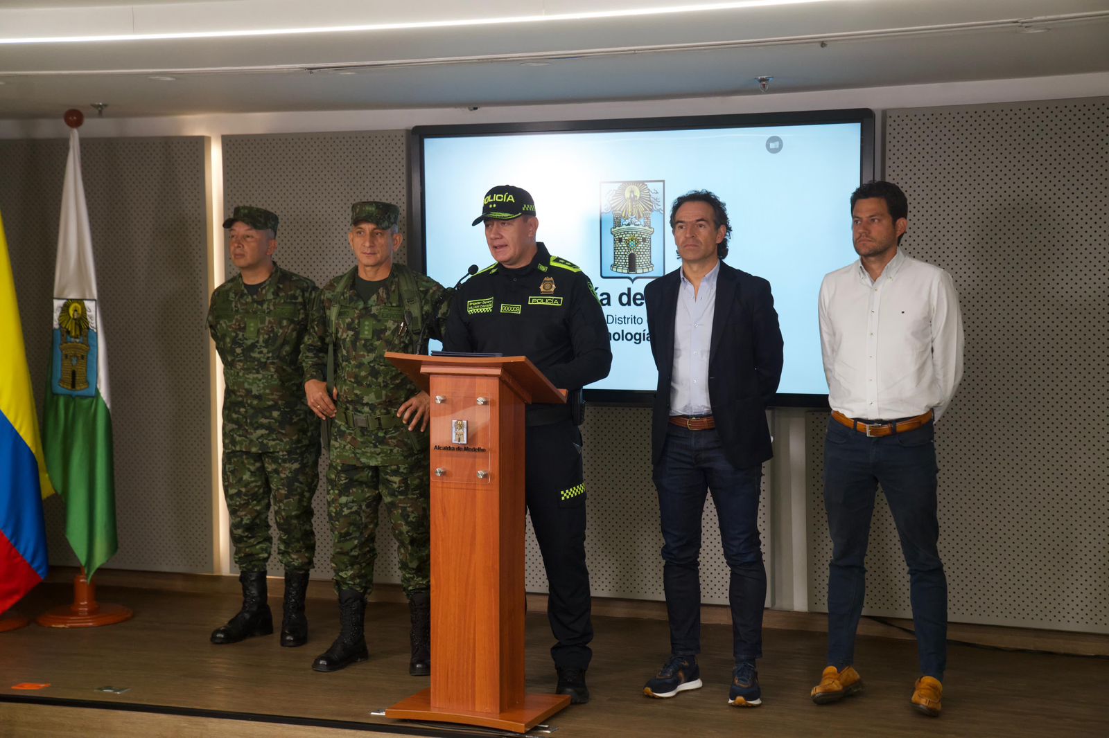 Alcaldía de Medellín activó alerta máxima y anunció plan para prevenir ataques