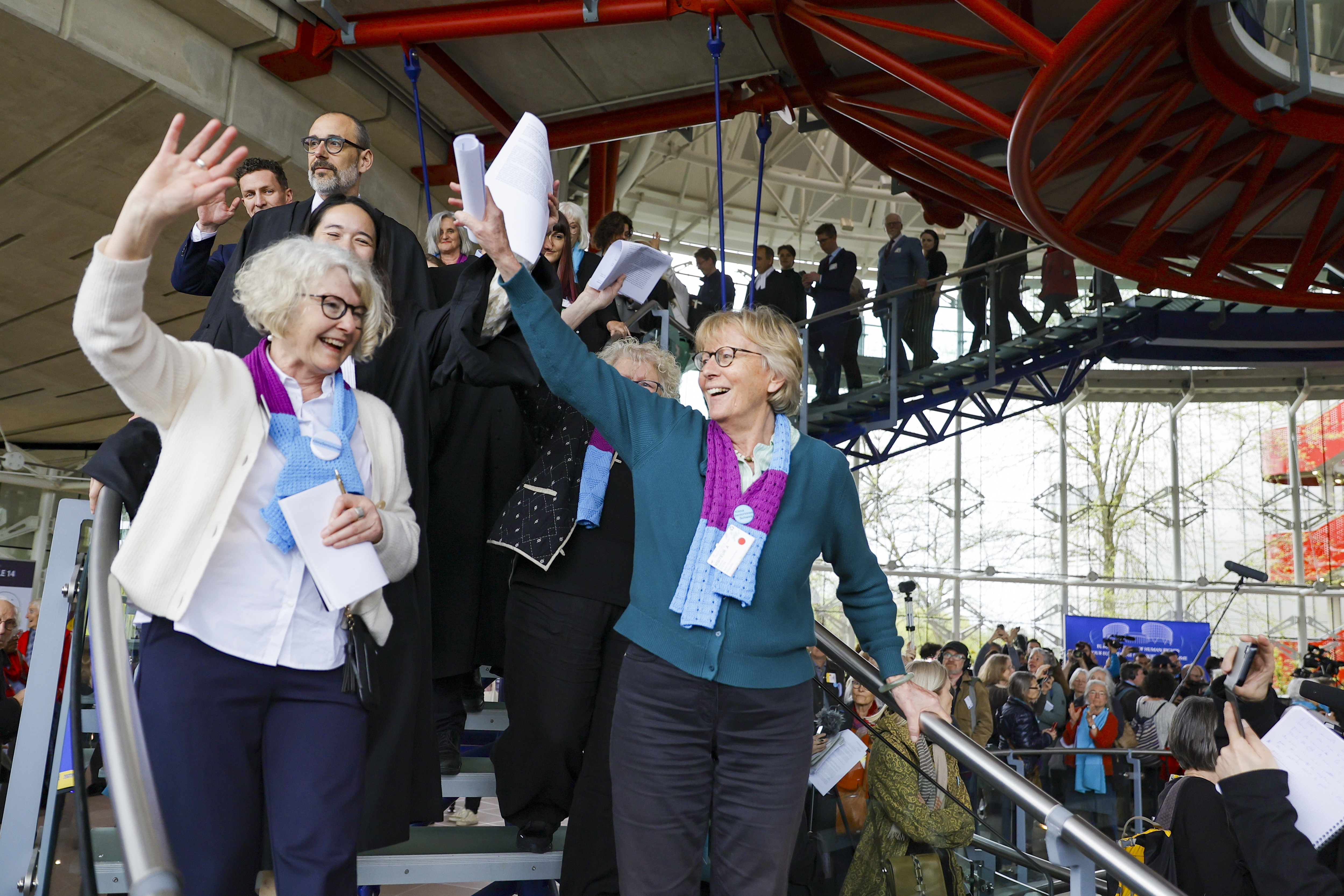Histórica condena a Suiza por su responsabilidad con el cambio climático