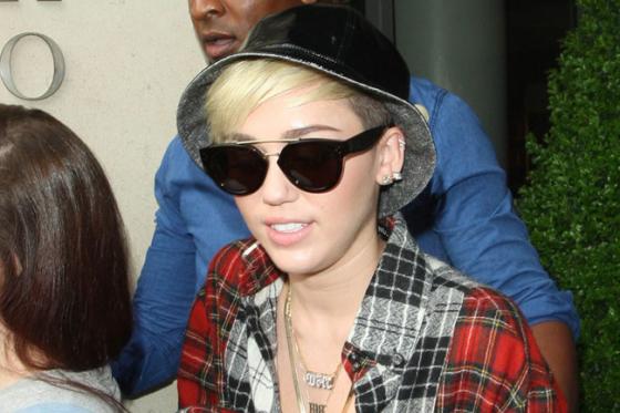 “Estoy mal”, Miley Cyrus