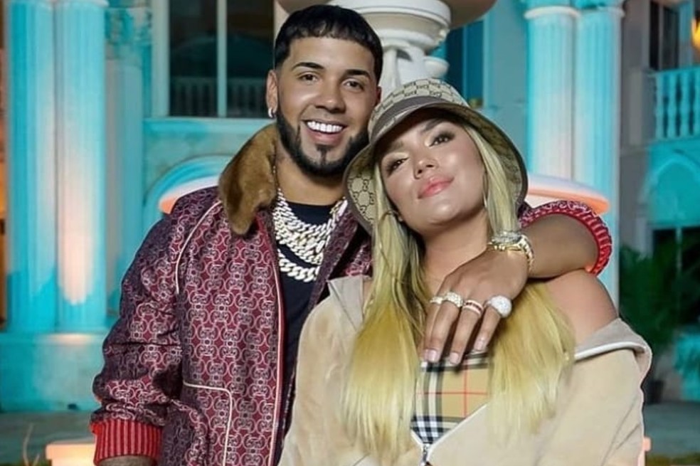 Anuel reaccionó a palabras de Karol G sobre su relación, a la que llamó “infierno”