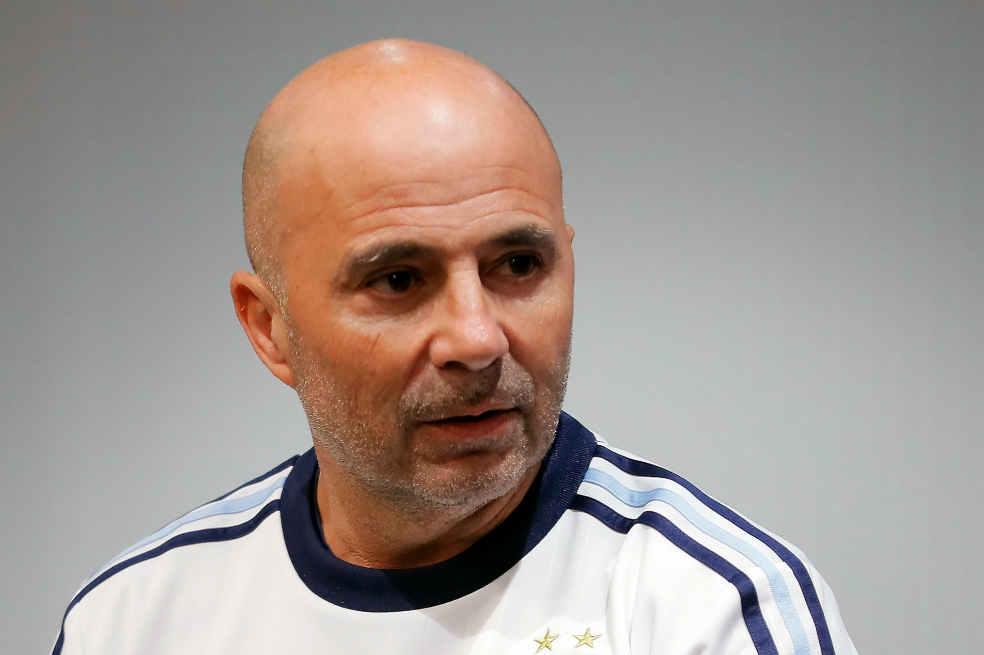 Sampaoli pide perdón por incidente con la policía