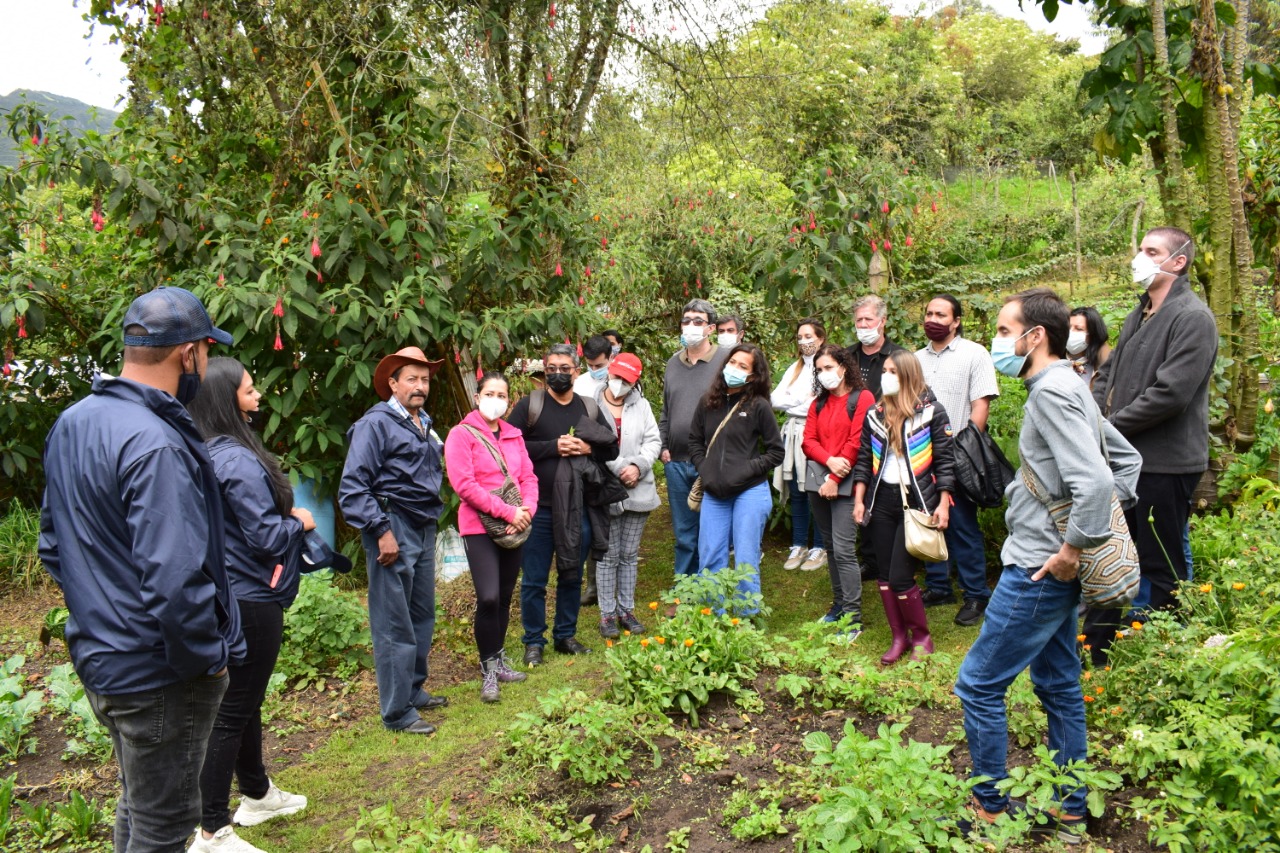 Pequeños productores innovan en el campo con la agroecología