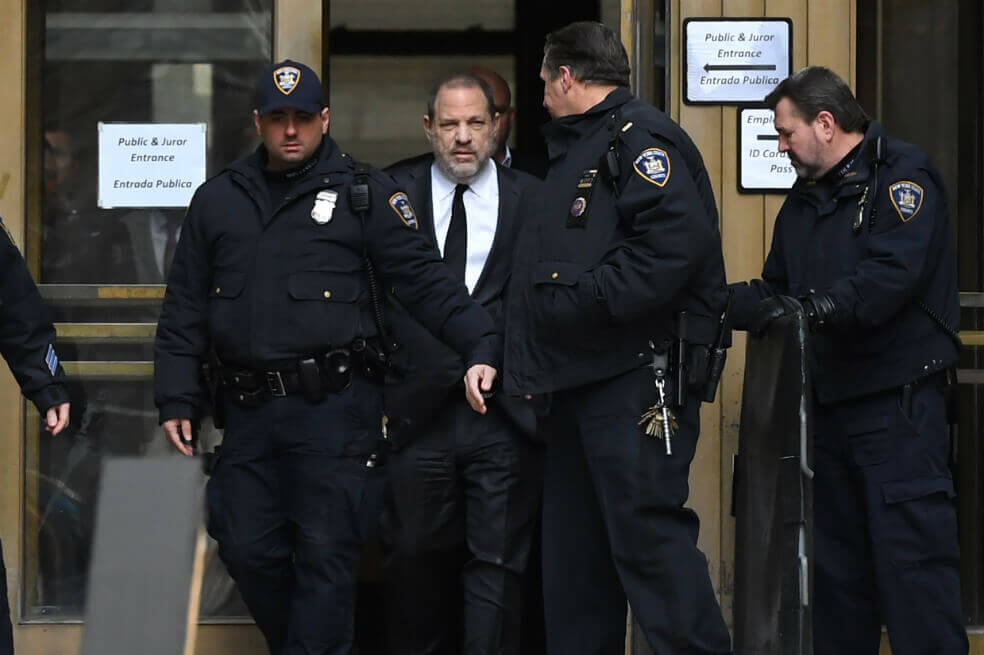 Defensa de Harvey Weinstein desestima demanda colectiva por tráfico sexual