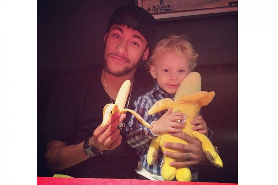 La banana, el símbolo contra la xenofobia creado por Neymar