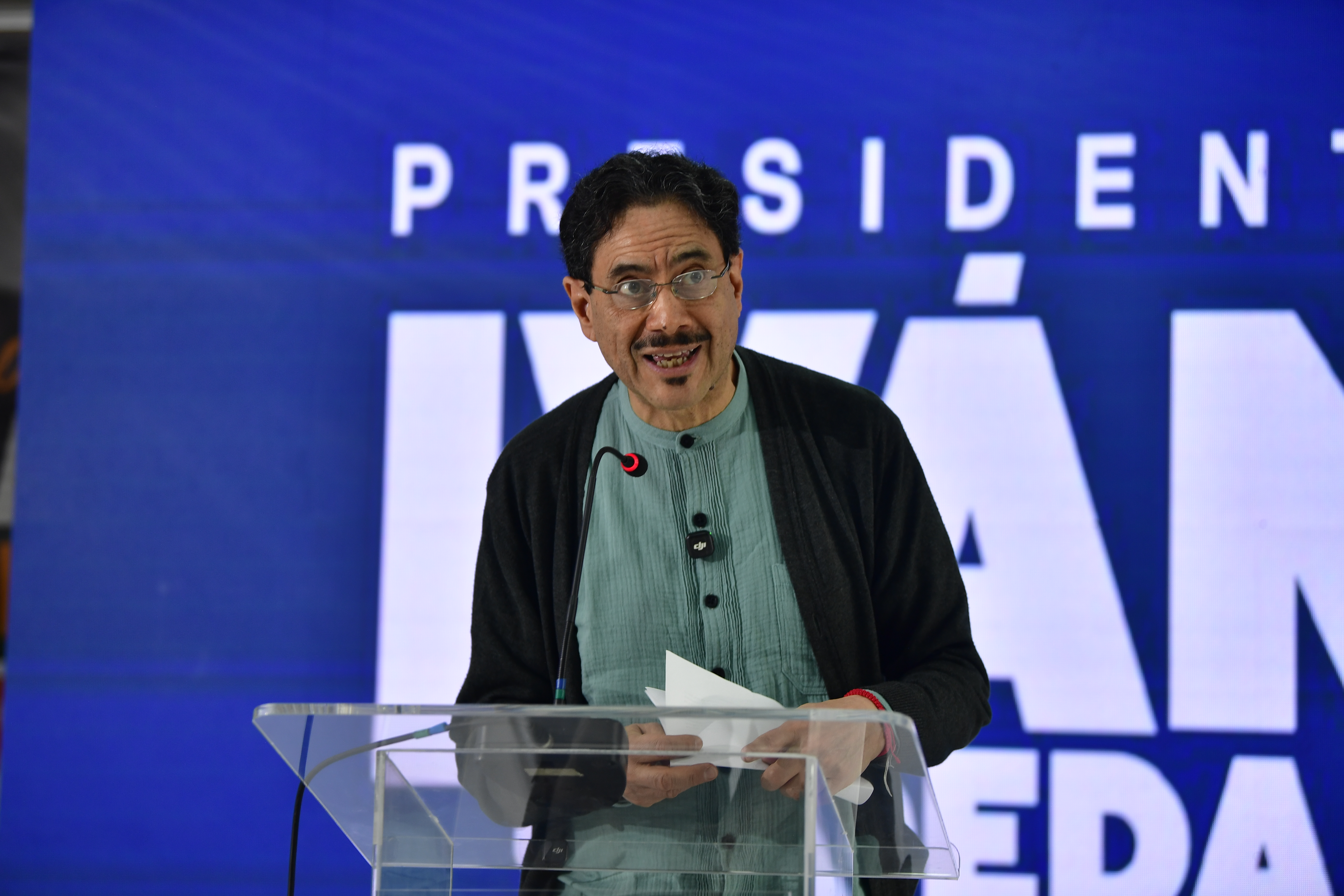 Candidato a la presidencia en rueda de prensa luego de conocerse los resultados de las elecciones en segunda vuelta que lo pone en el segundo lugar