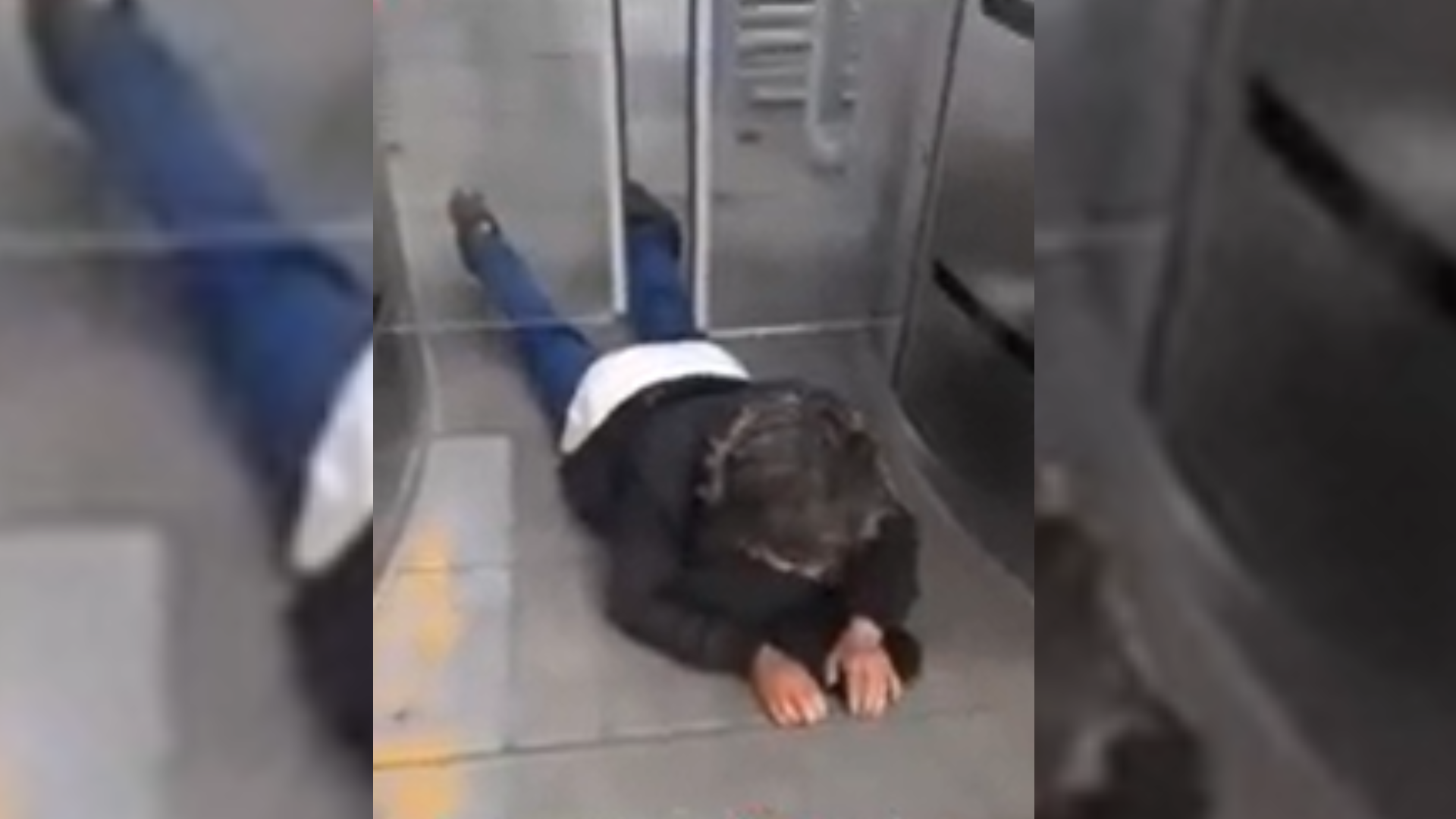 Adulta mayor intentó colarse en Transmilenio y termino atrapada en las puertas
