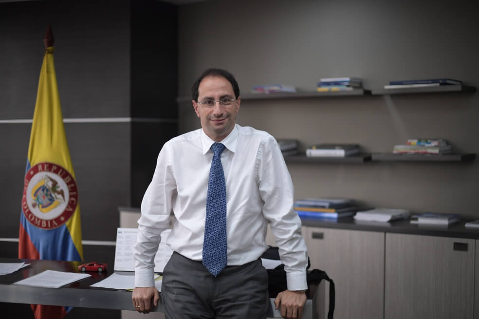 José Manuel Restrepo y la reforma tributaria, según sus columnas en El Espectador