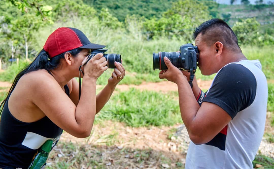 En fotos: así fue el primer taller de fotografía organizado por excombatientes
