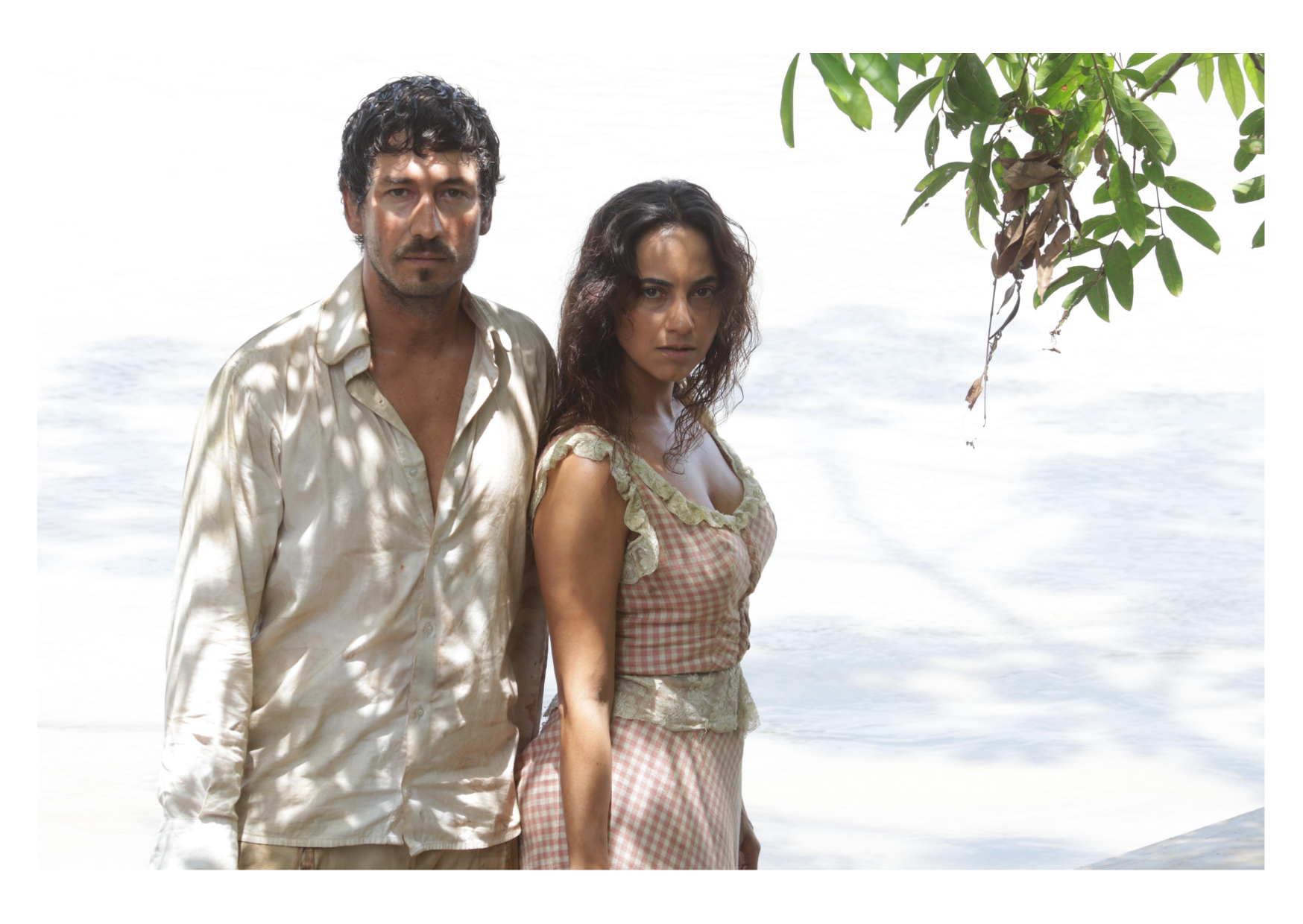 "La Vorágine" narra la historia de amor y supervivencia de Arturo Cova y Alicia en la selva amazónica, mientras enfrentan la explotación y el genocidio durante la fiebre del caucho.