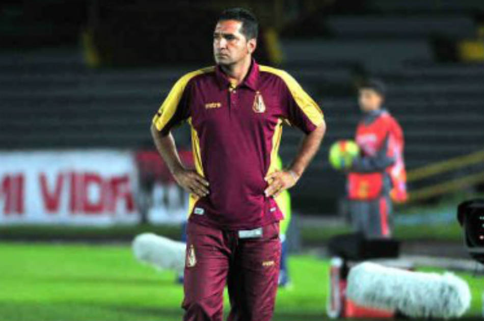 Carlos Castro fue ratificado como DT de Deportes Tolima