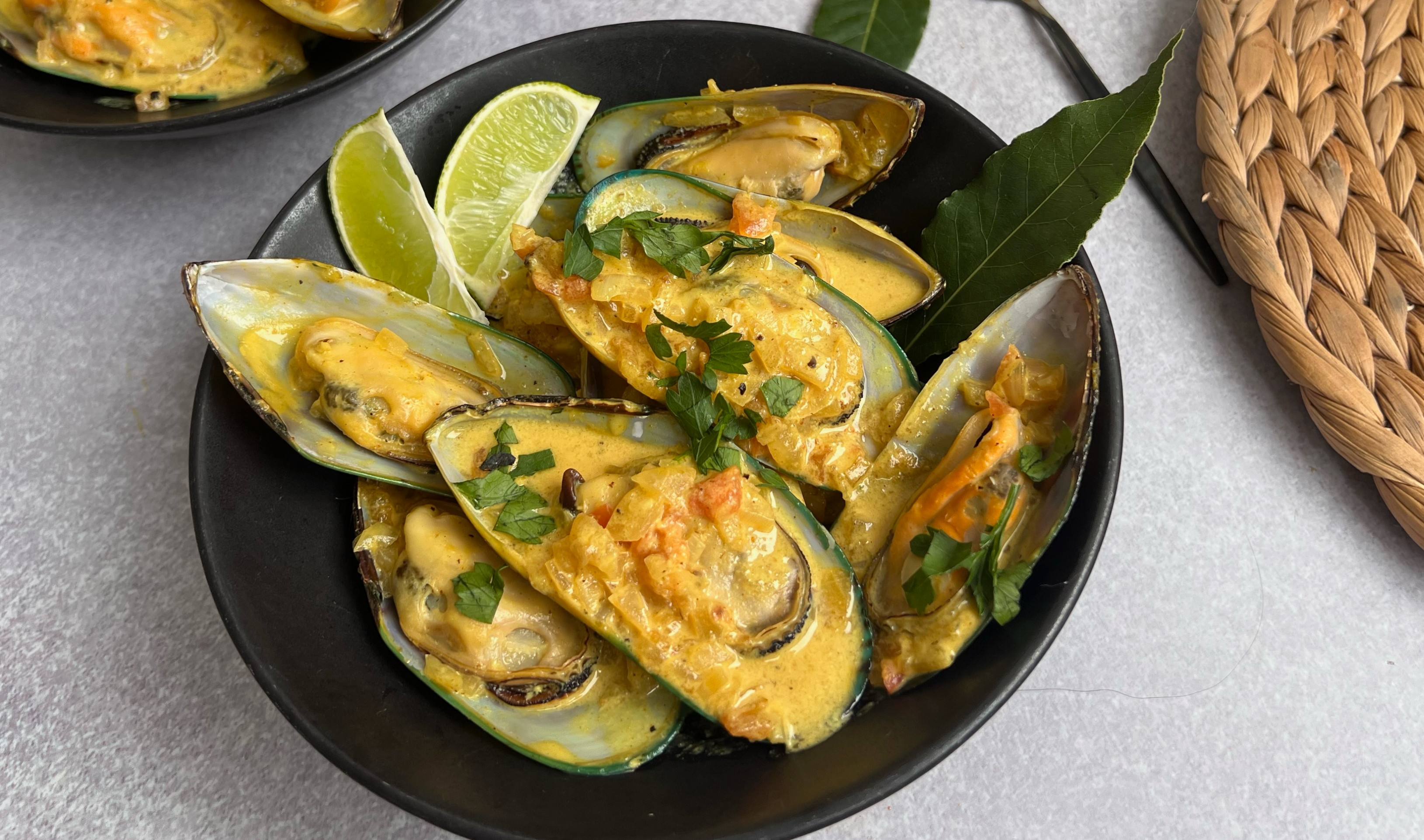Activa fogones y cocina esta receta de mejillones al curry