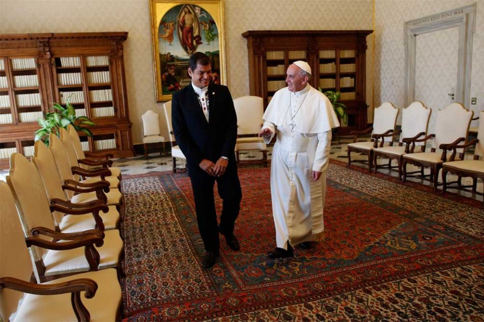 Papa Francisco recibió en el Vaticano al presidente ecuatoriano Rafael Correa
