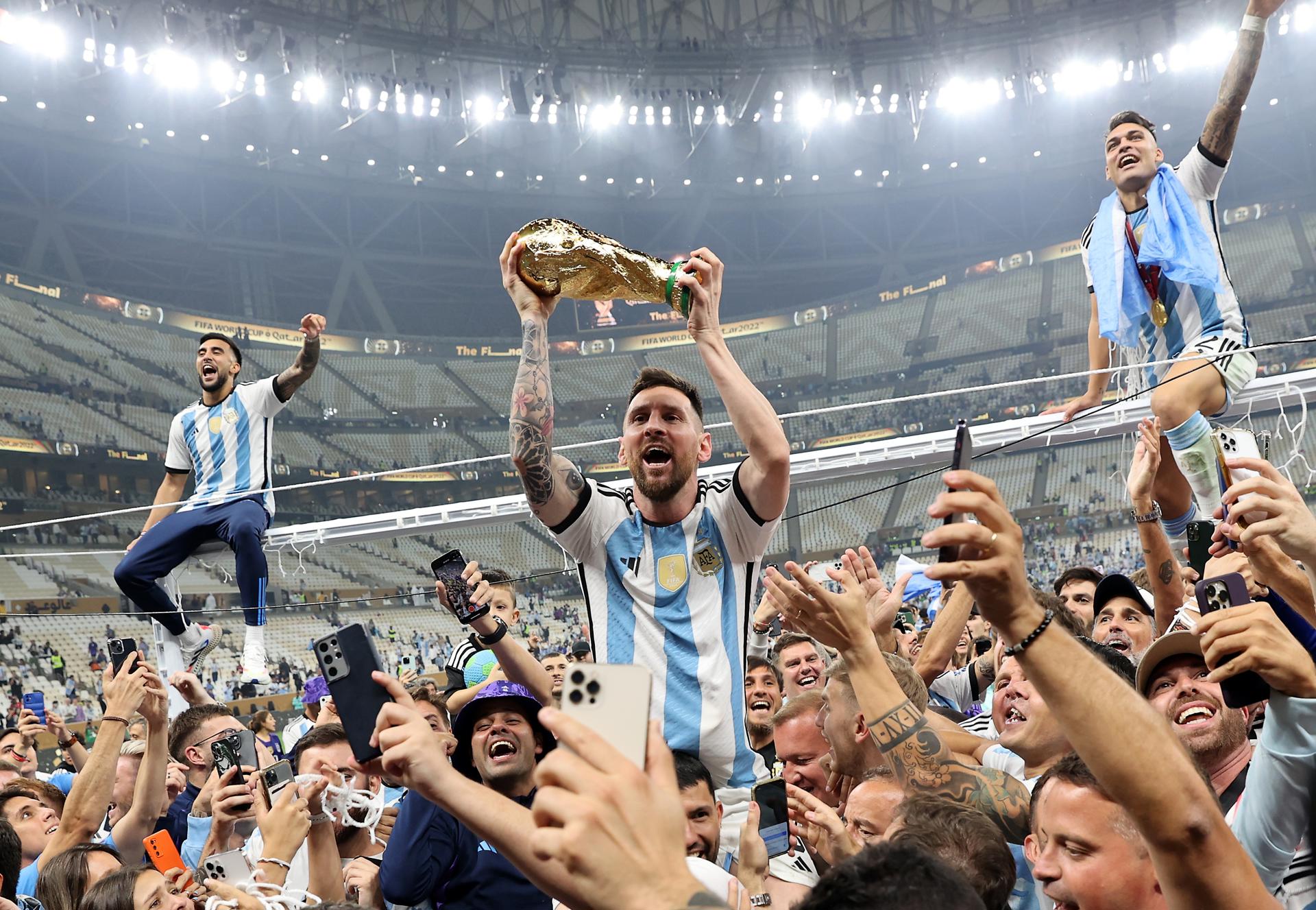 Messi se despidió de la selección de Argentina: los números que dejan una carrera histórica