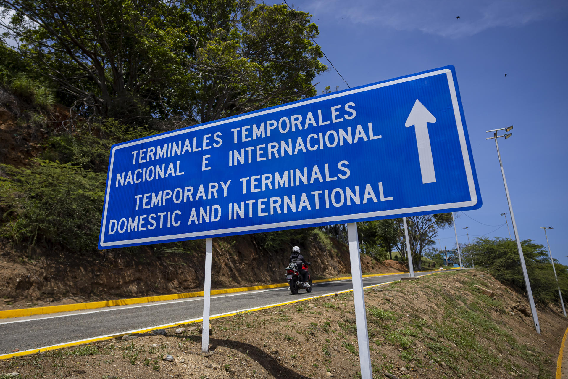 Aeropuerto de Maiquetía retomará vuelos comerciales tras los terremotos en Venezuela