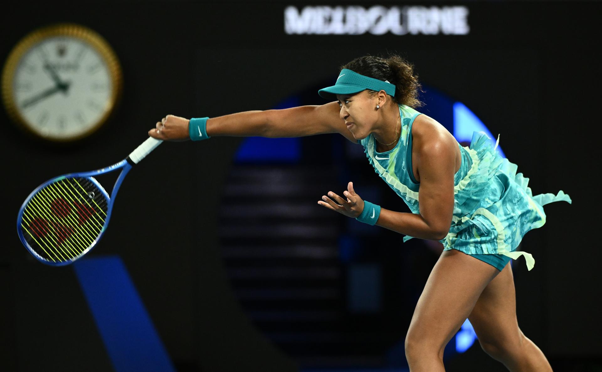 MELBOURNE (Australia), 20/01/2026.- Naomi Osaka of Japan in action during her Women’s Singles first round match against Antonia Ruzic of Croatia at the Australian Open tennnis tournament in Melbourne, Australia, 20 January 2026. (Tenis, Croacia, Japón) EFE/EPA/JOEL CARRETT AUSTRALIA AND NEW ZEALAND OUT