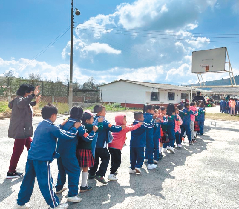 “Un Bosque en Tota”, el proyecto que trabaja por la educación rural en Colombia