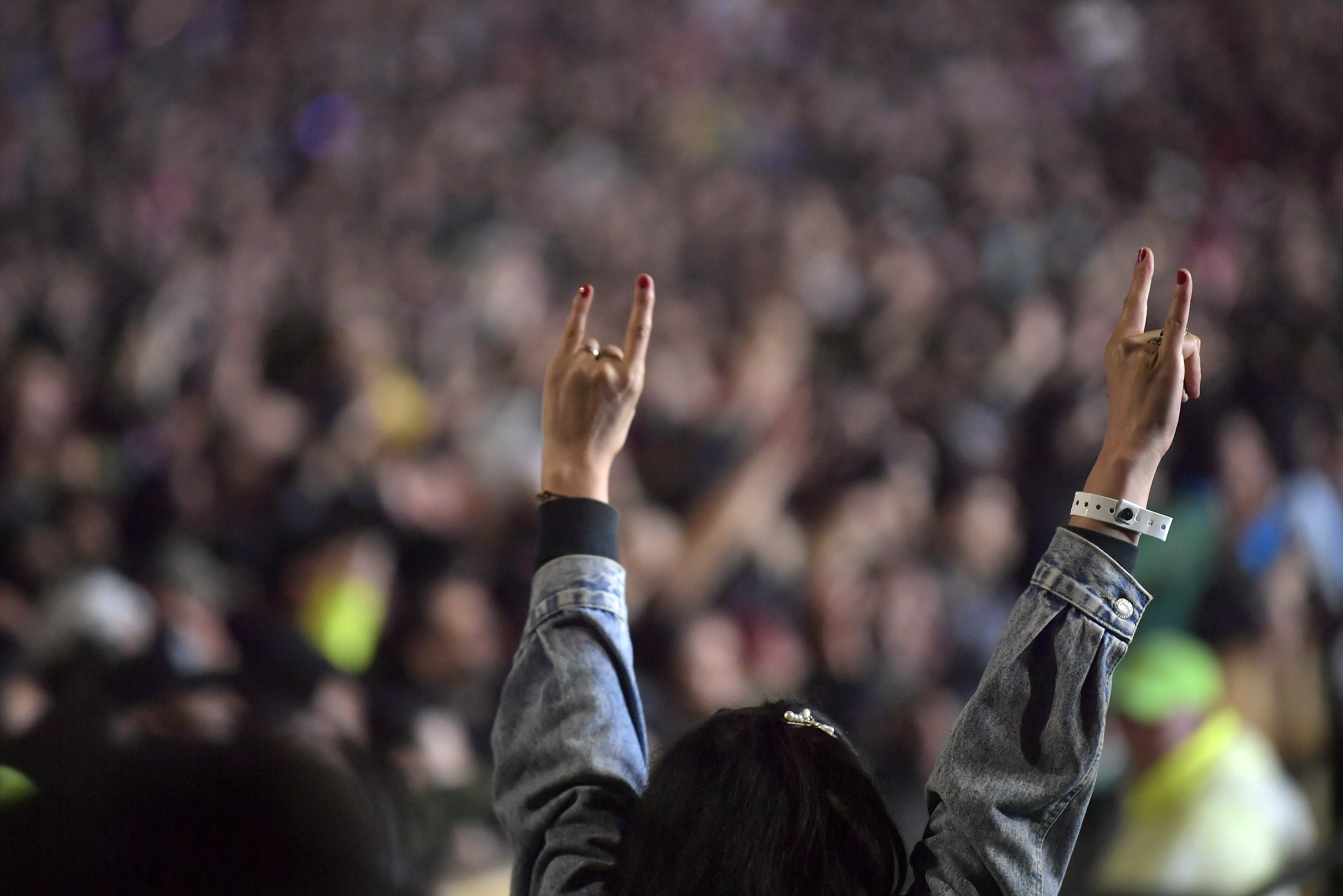 Del casete al streaming: así cambió la forma de escuchar rock en Bogotá