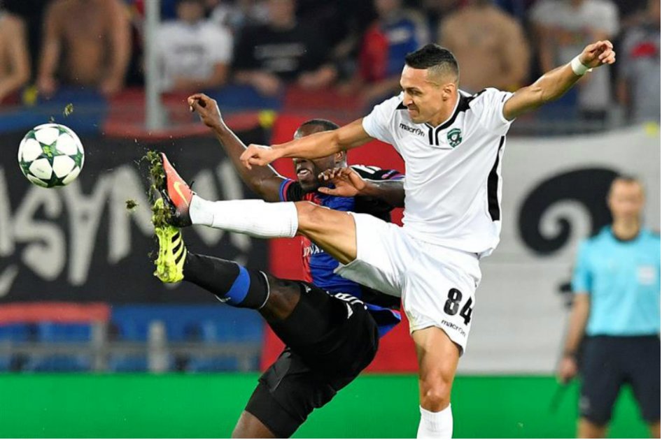 Con Álvarez Balanta los 90 minutos, Basilea empató 1-1 ante el Ludogorets